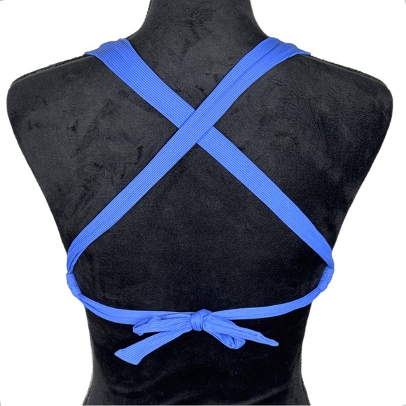 BECCA Bright Periwinkle Blue Ribbed Bikini Crisscross Back Bikini Top NWT Size M - Picture 3 of 12